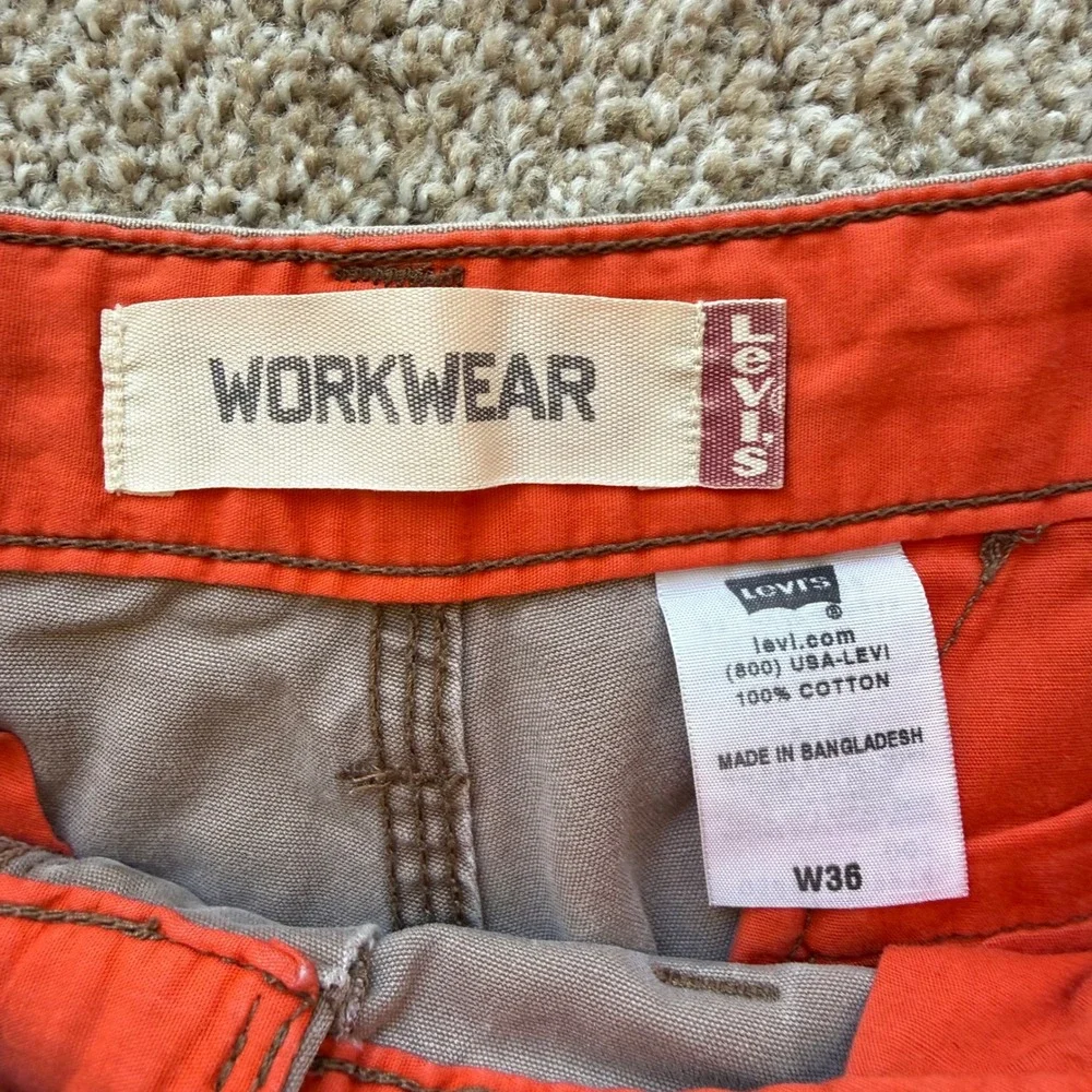 Levi's Cargo Shorts Mens W36 Tan Orange Workwear Raw Hem Utility vintage y2k